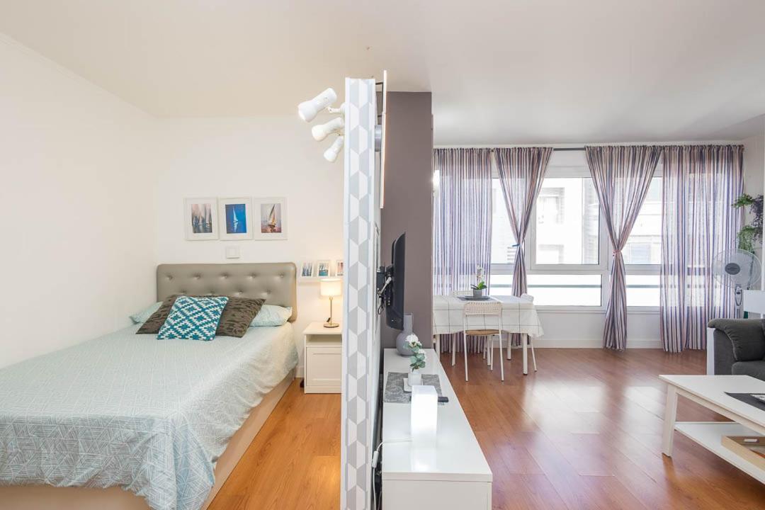 Lujan Suite Playa Las Canteras Las Palmas de Gran Canaria Exterior photo